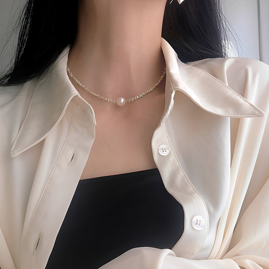 Aki – Collier Élégant de Perles