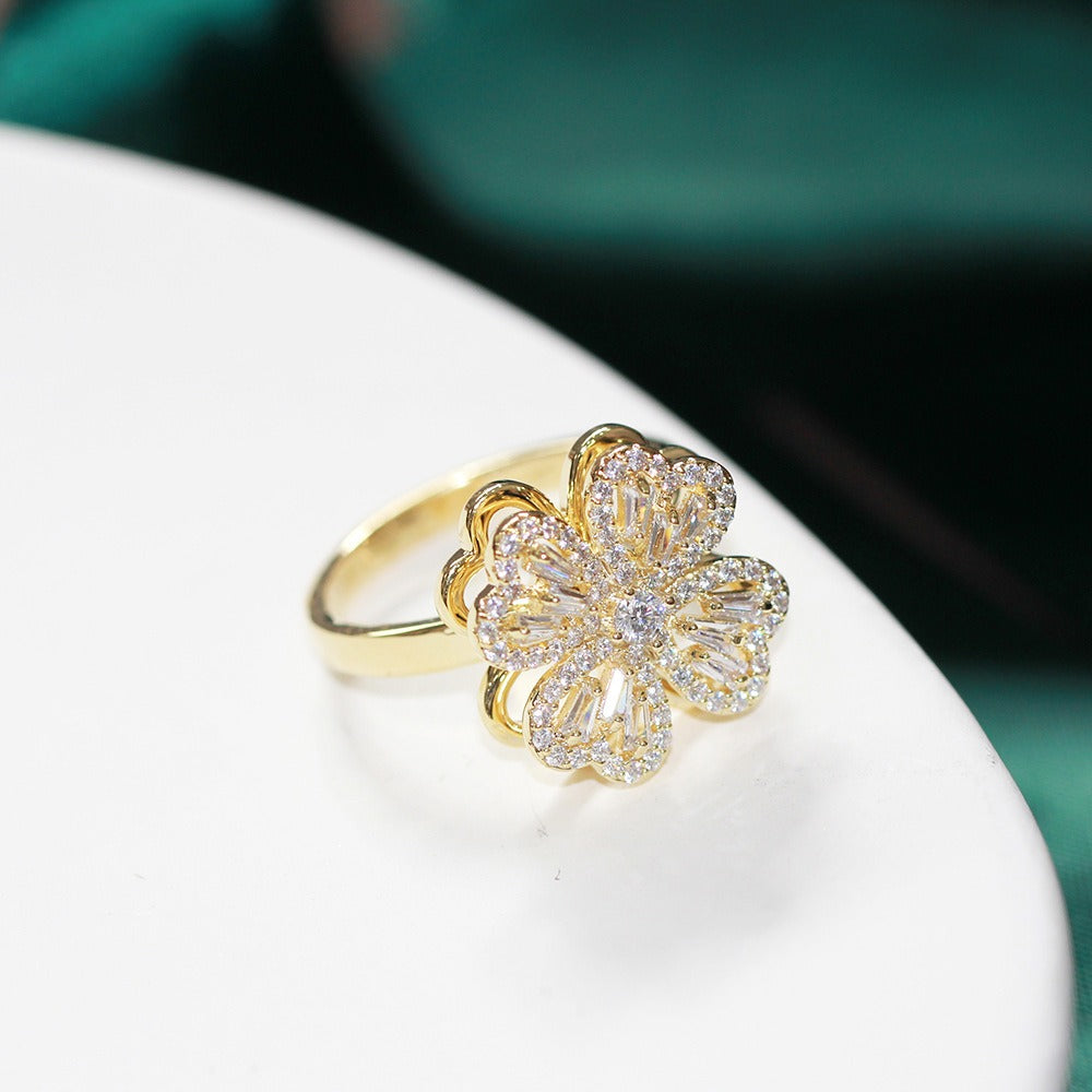 Floreya – Bague Florale Épanouie