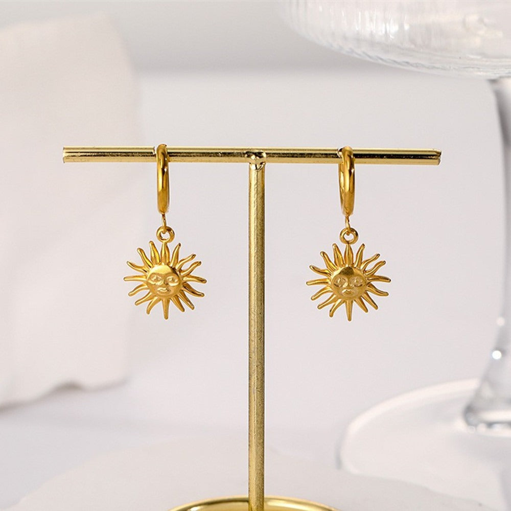 Margaux – Créoles Élégantes en Acier Titane