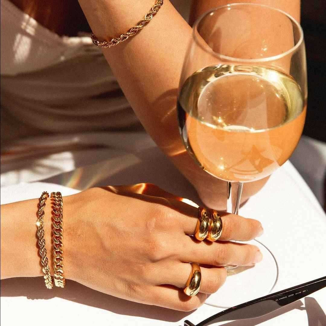 Alleria – Bague Dorée Élégante