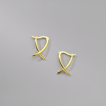 Vanny – Boucles d’Oreilles Croix en Or Élégant