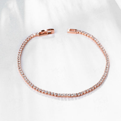 Vivienne – Bracelet Doré Romain avec Zircons Incrustés