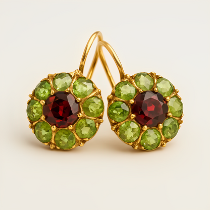 Selene – Boucles d’Oreilles Rétro Rondes avec Cristaux Verts et Rouges
