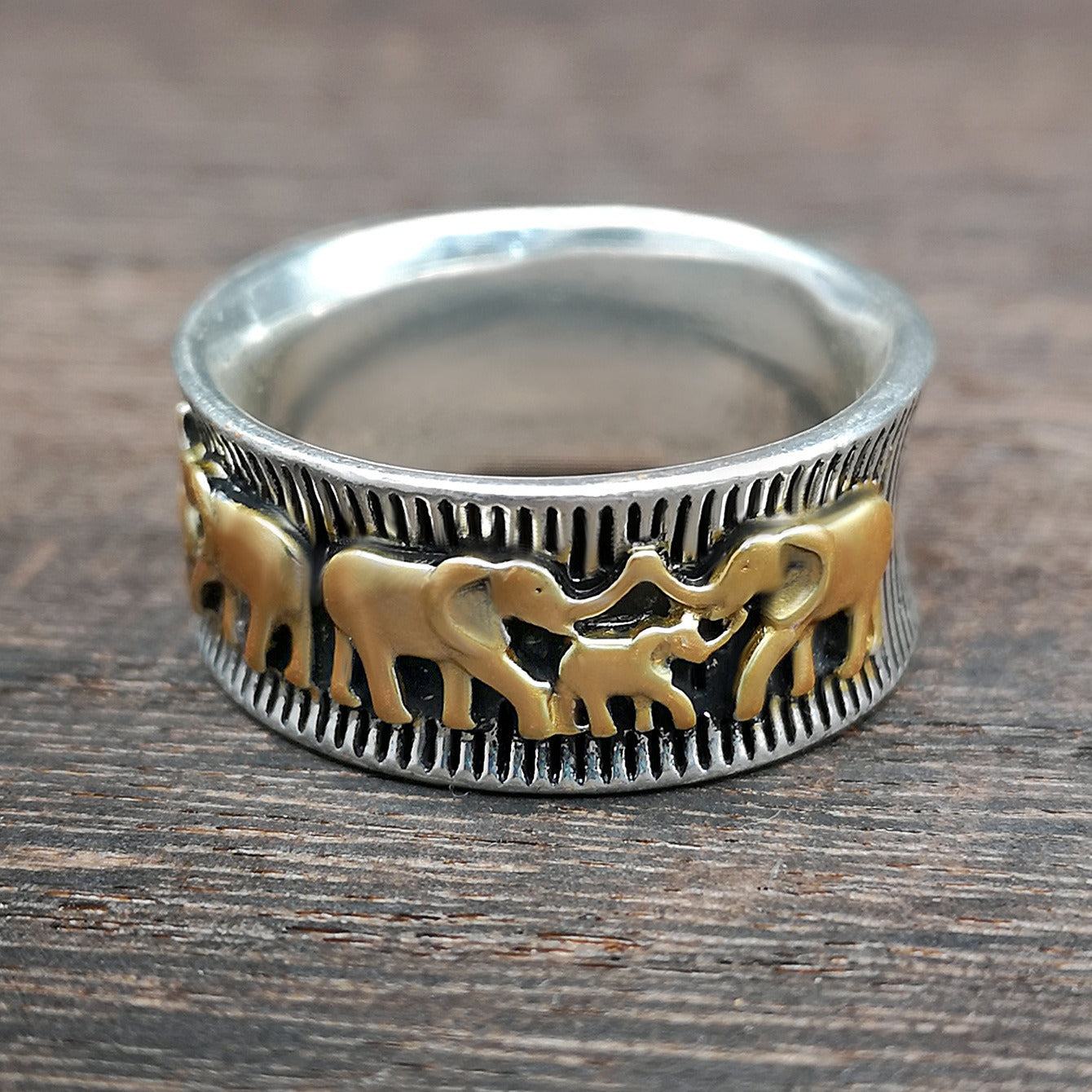 Eli – Bague Éléphant Dorée Vintage