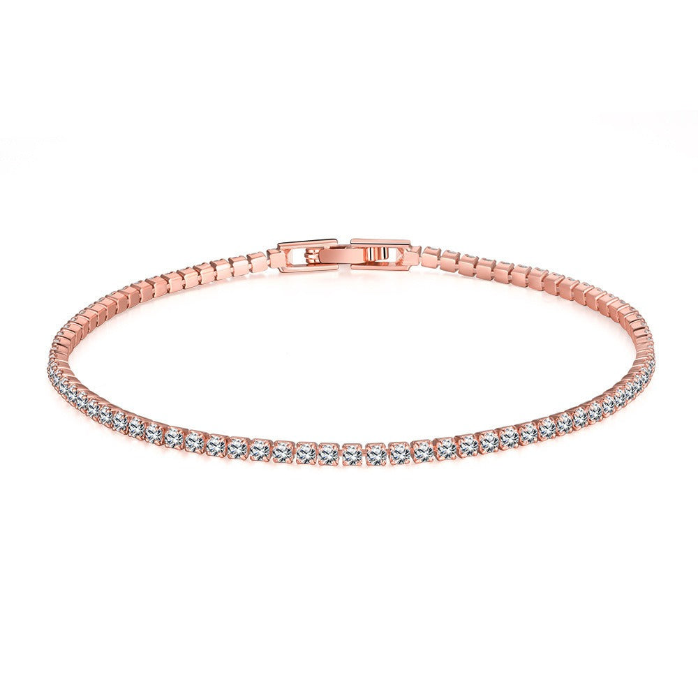 Vivienne – Bracelet Doré Romain avec Zircons Incrustés
