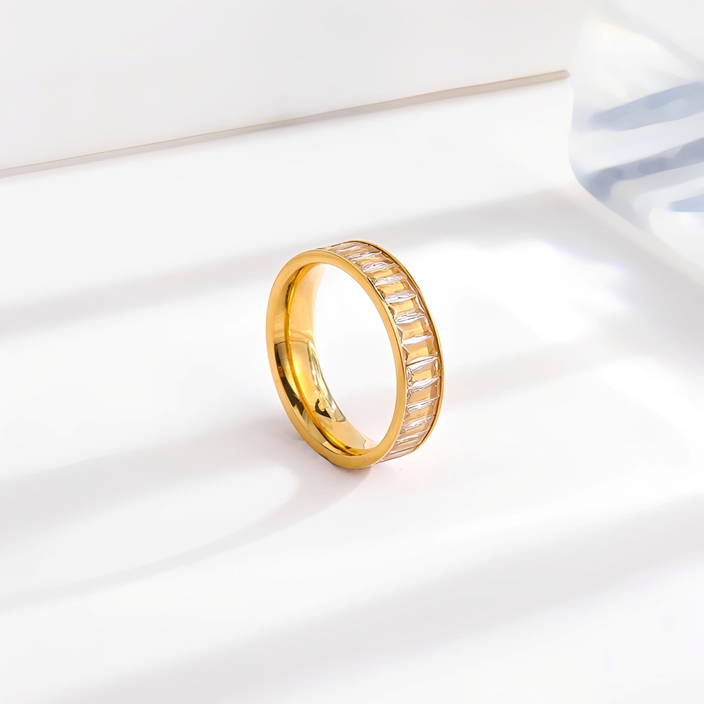 Luna – Bague Femme en Acier Titane