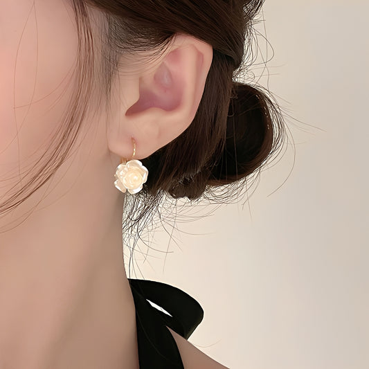 Kylie – Boucles d’Oreilles Rose Élégantes