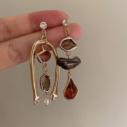 Iris – Boucles Pendantes Asymétriques Main & Pierres