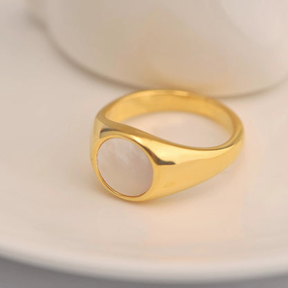 Isabelle – Bague Fritillaire en Coquillage Blanc
