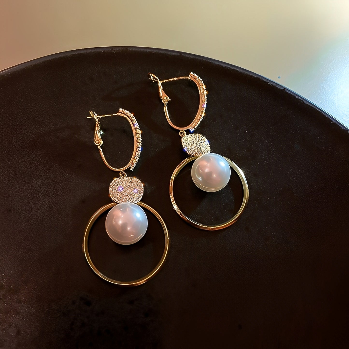 Seraphine – Boucles d’Oreilles Perles de Culture & Zircones Scintillantes