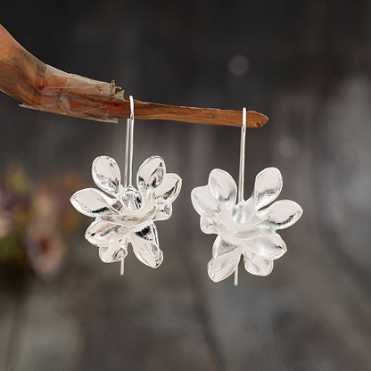 Chary – Boucles d’Oreilles Florales Vintage en Argent