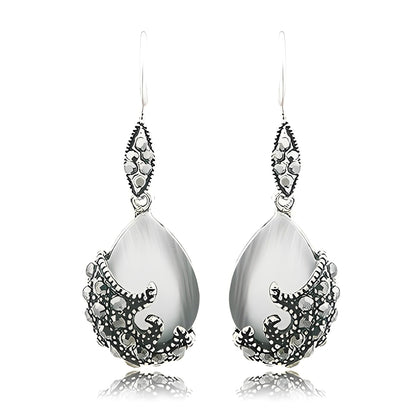 Marion – Bijoux Classiques en Opale Blanche