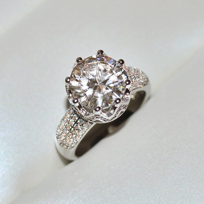 Herna – Bague Élégante en Topaze Blanche 8ct