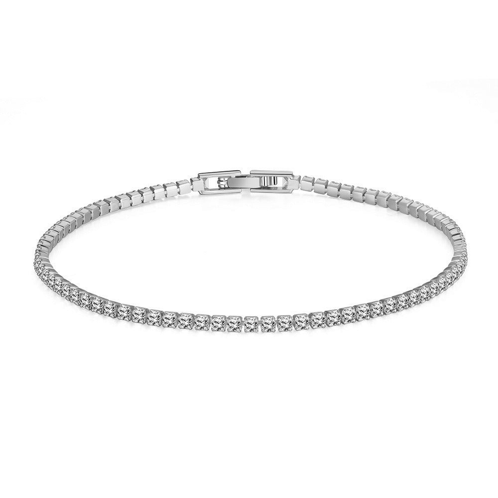 Vivienne – Bracelet Doré Romain avec Zircons Incrustés