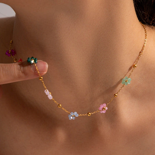 Karylle – Collier Doré à Petites Fleurs Colorées