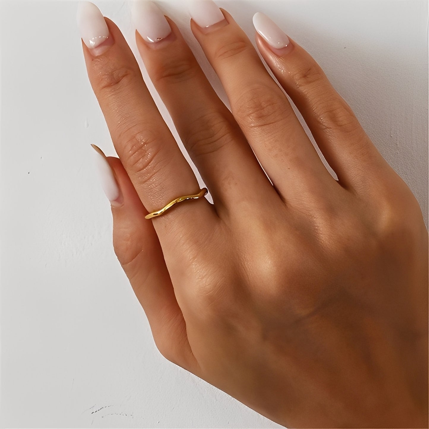 Cess – Bague Empilable Dorée Élégante