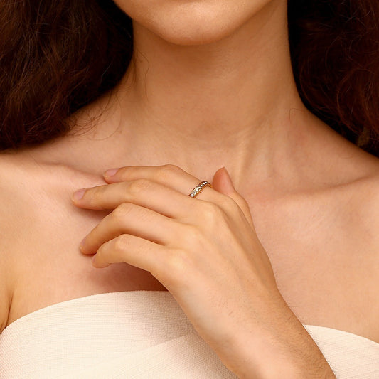 Nami – Bague Anneau Vague en Cristaux