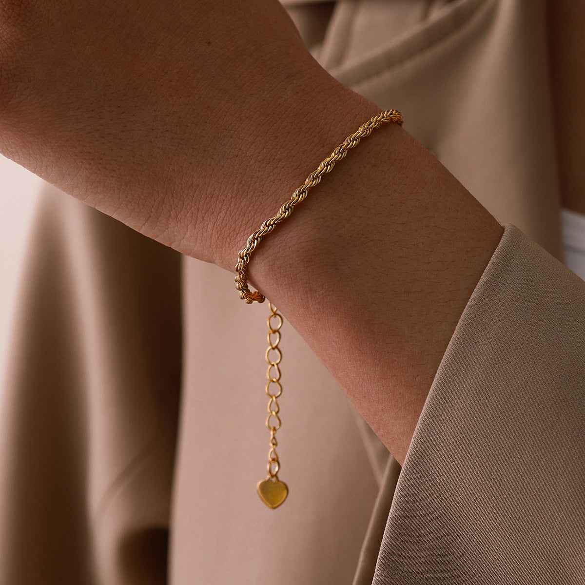 Sheena – Bracelet en Corde de Chanvre