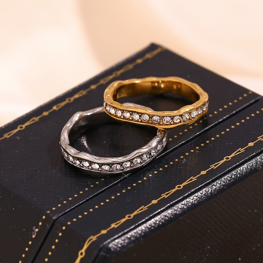 Nami – Bague Anneau Vague en Cristaux