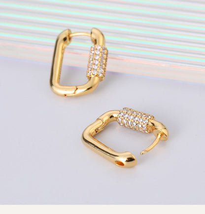Stacey – Boucles d’Oreilles Carrées Pavées de Zirconium