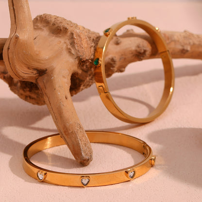 Anna – Bracelet cœur pêche micro-serti en acier inoxydable