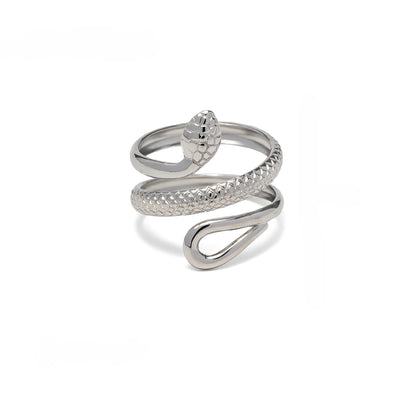 Nyssa – Bague Serpent Texturée au Design Ajouré
