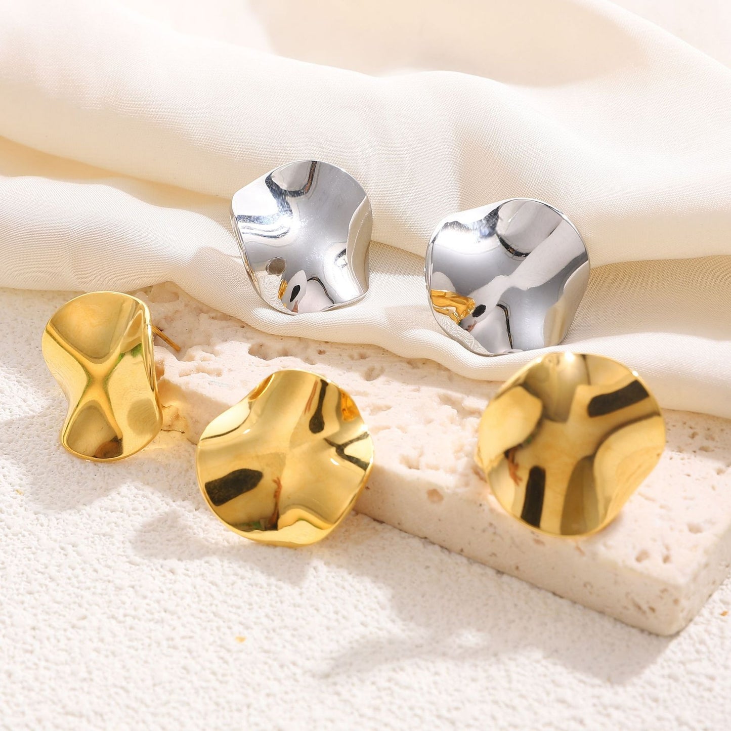 Dayna – Boucles d’Oreilles Disque Élégantes