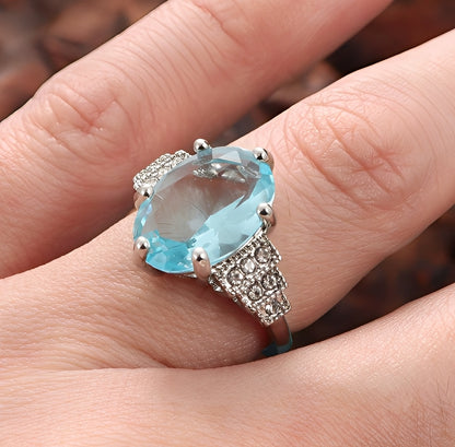 Analisse – Bague Ovale Cristal Bleu