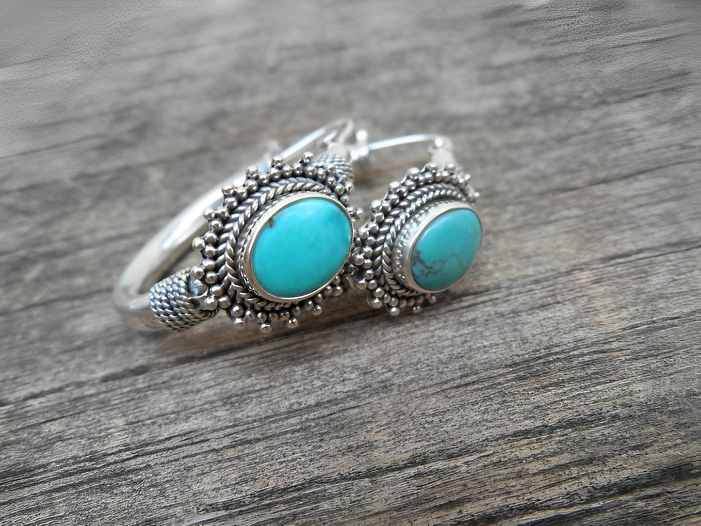 Hiraya – Boucles d’Oreilles Vintage avec Pierre Turquoise
