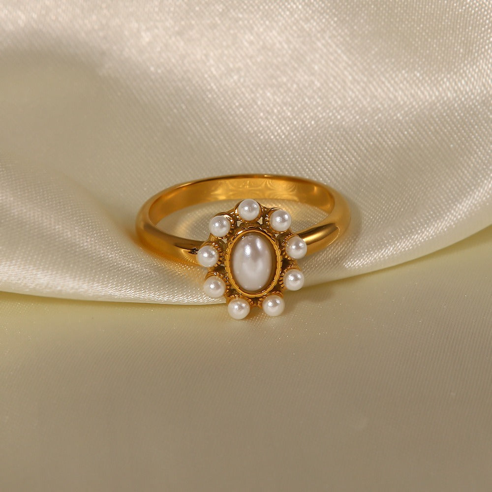 Cynthia – Bague Dorée avec Perle