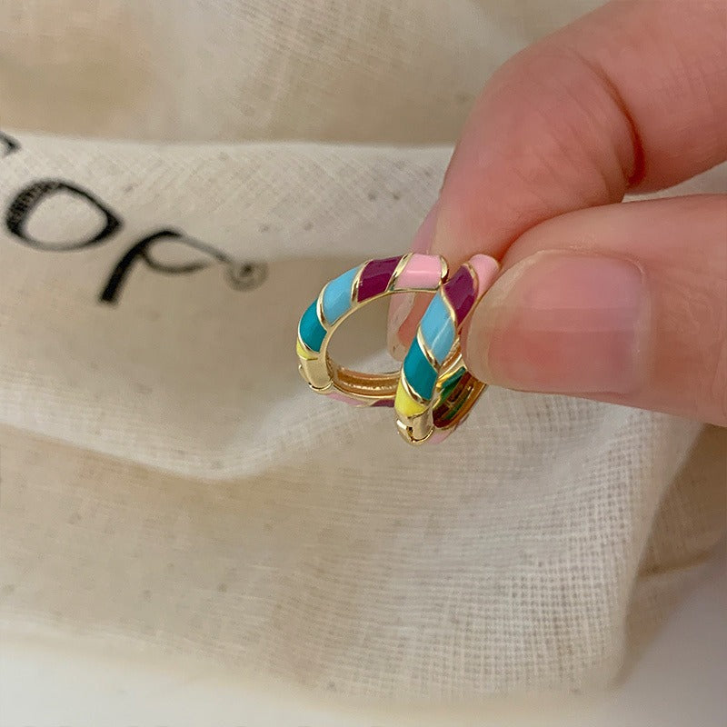 Nana – Créoles Dorées Émaillées Chic