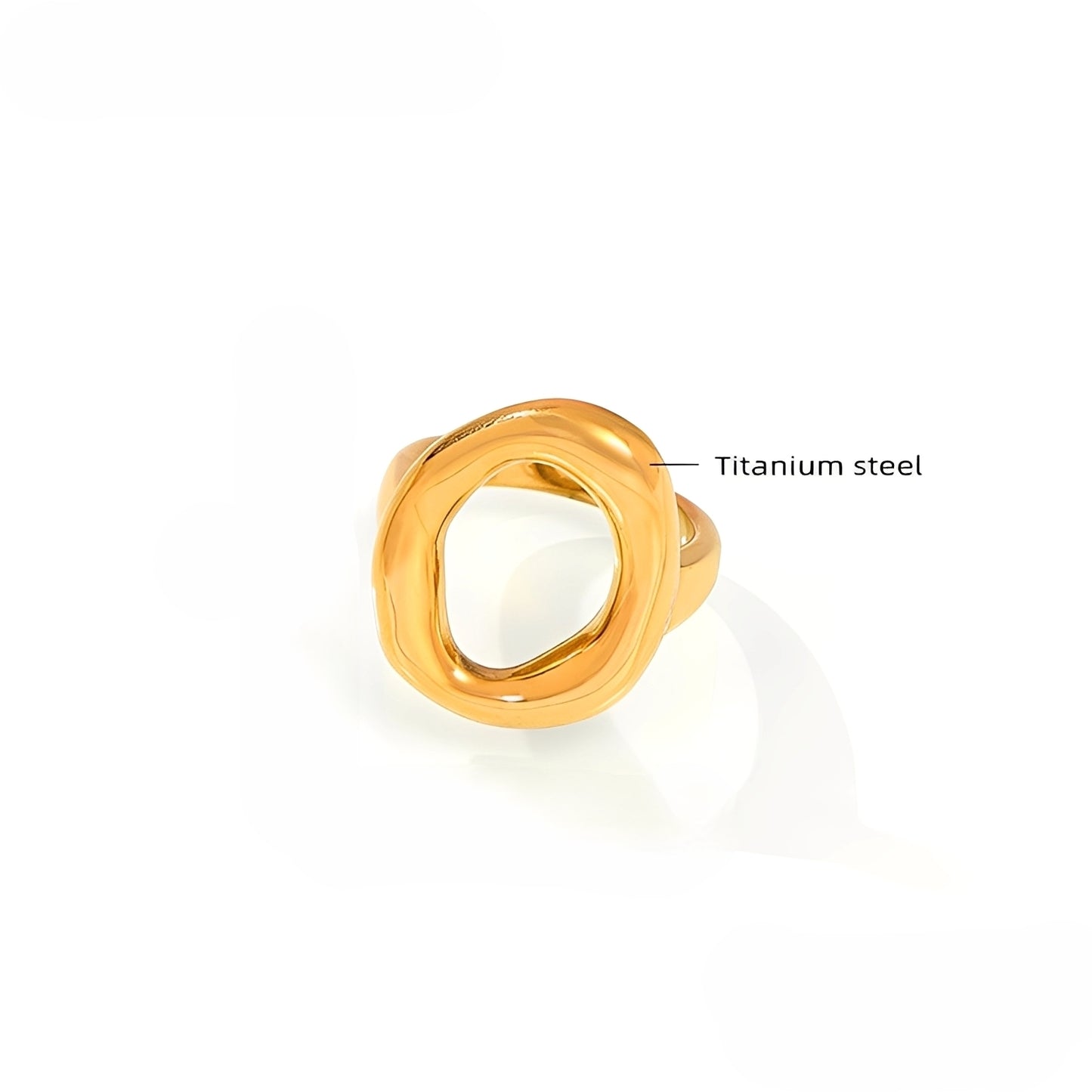 Emman – Bague Sculptée Dorée Élégante
