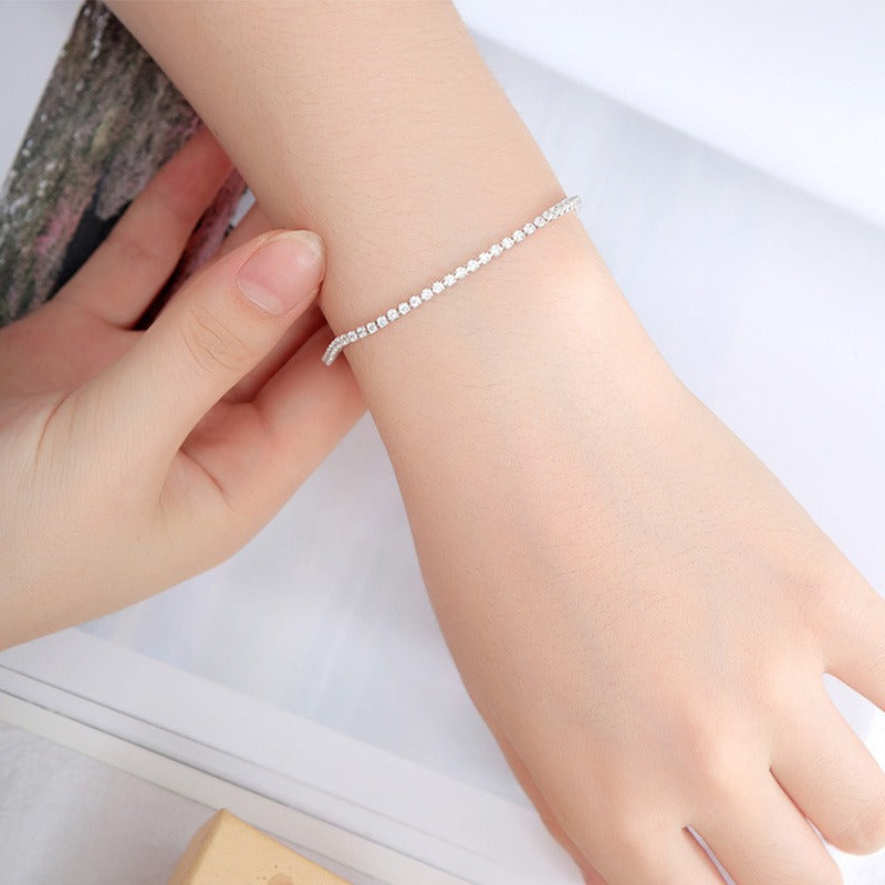 Vivienne – Bracelet Doré Romain avec Zircons Incrustés