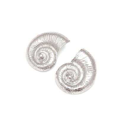 Pia – Boucles d’Oreilles Coquillage Élégantes