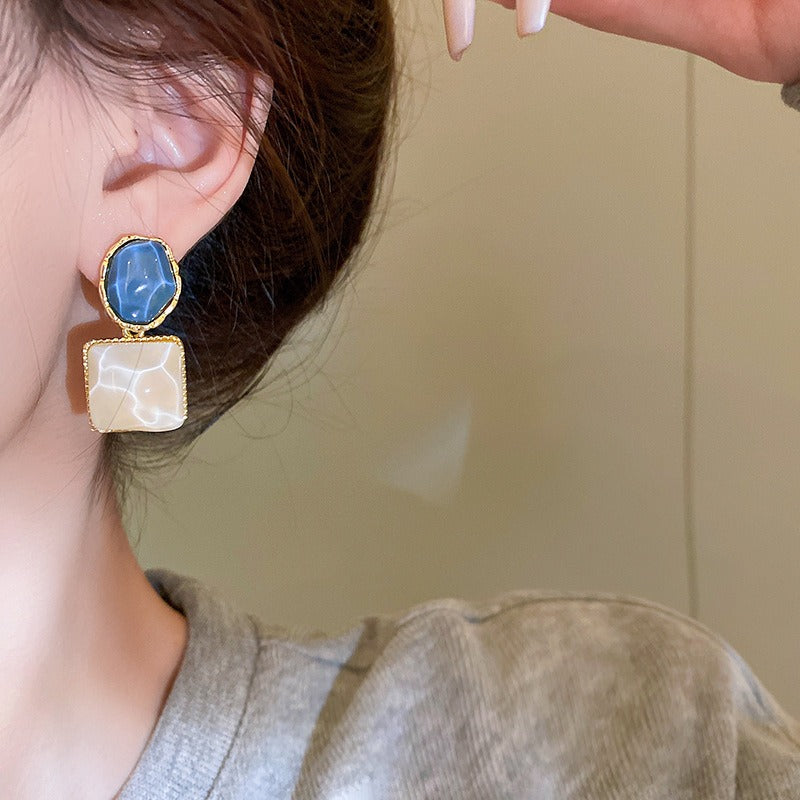 Lianne – Boucles Géométriques Émaillées