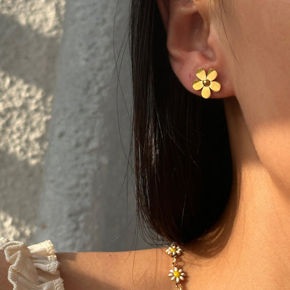 Diane – Boucles d'oreilles Fleur Marguerite Élégantes