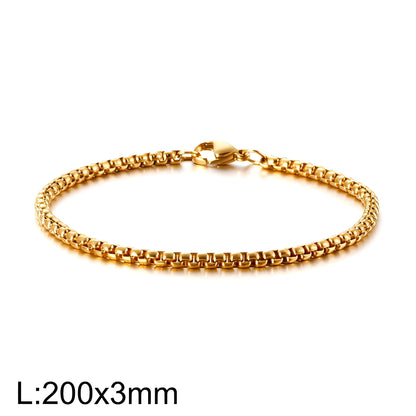 Vera – Bracelet Doré au Style Audacieux et Affirmé