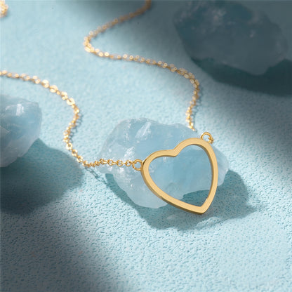 Mika – Collier Pendentif Cœur Délicat Doré