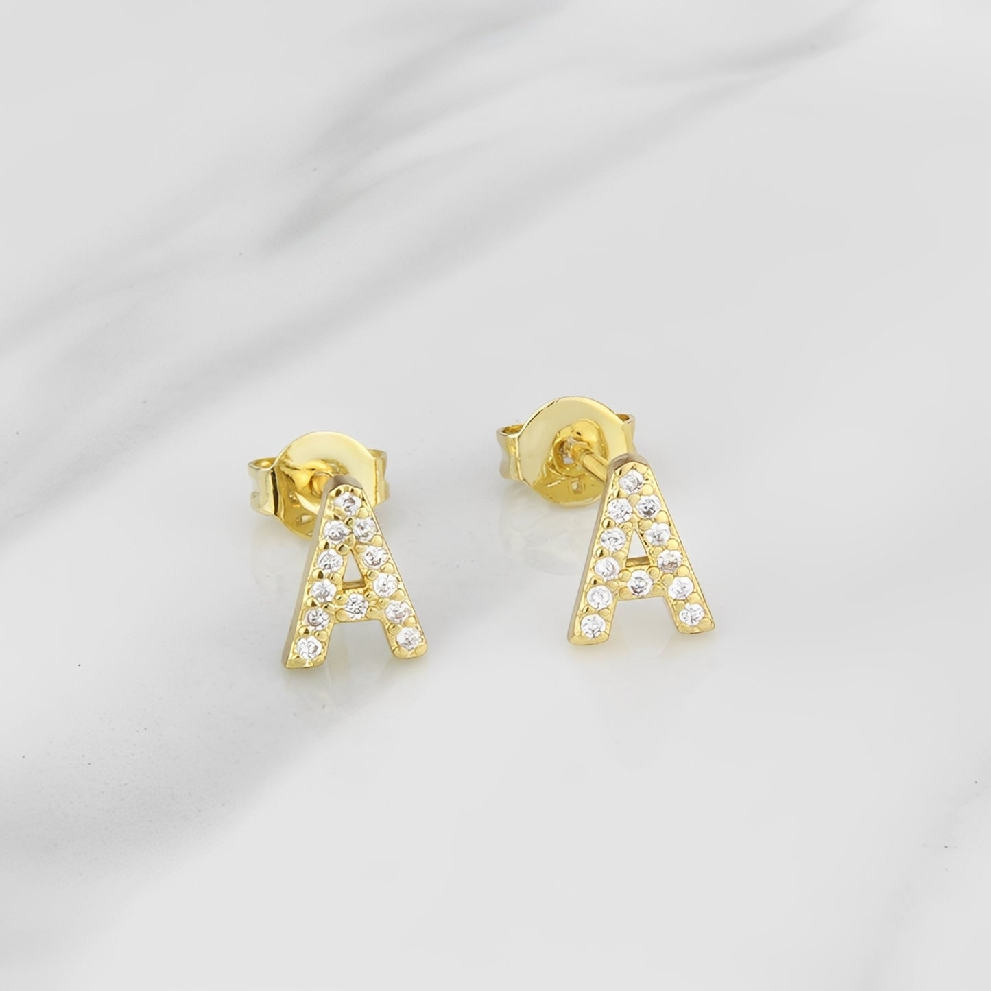 Aiah – Boucles d'Oreilles Lettre de l'Alphabet Anglais