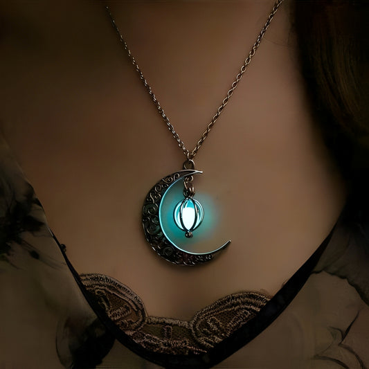 Bianca – Collier Lune Lumineuse qui Brille dans le Noir