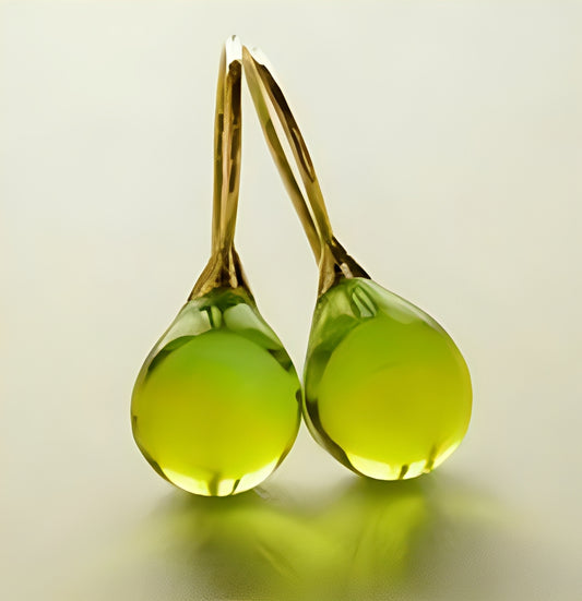 Marion – Boucles d’Oreilles Verre Olive Rétro