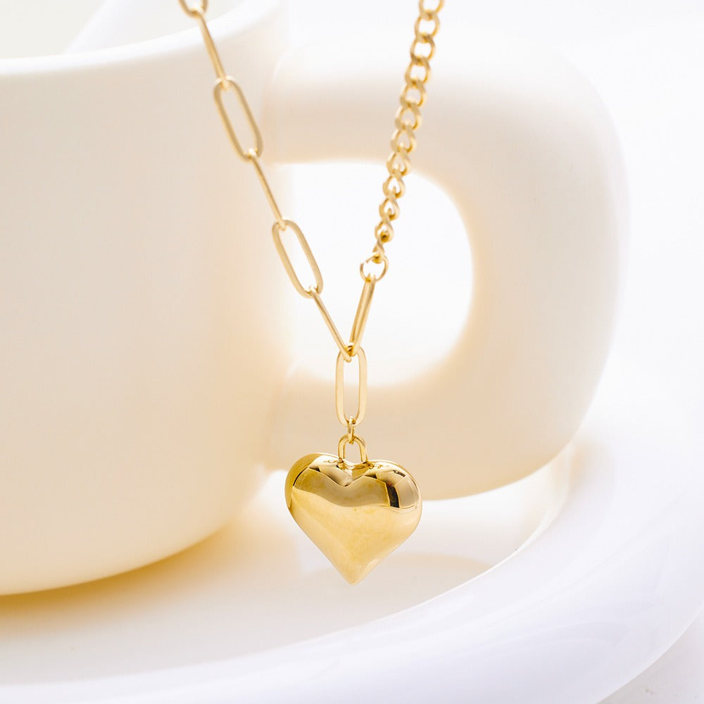 Rosalie – Collier Long à Pendentif en Zircons Colorés