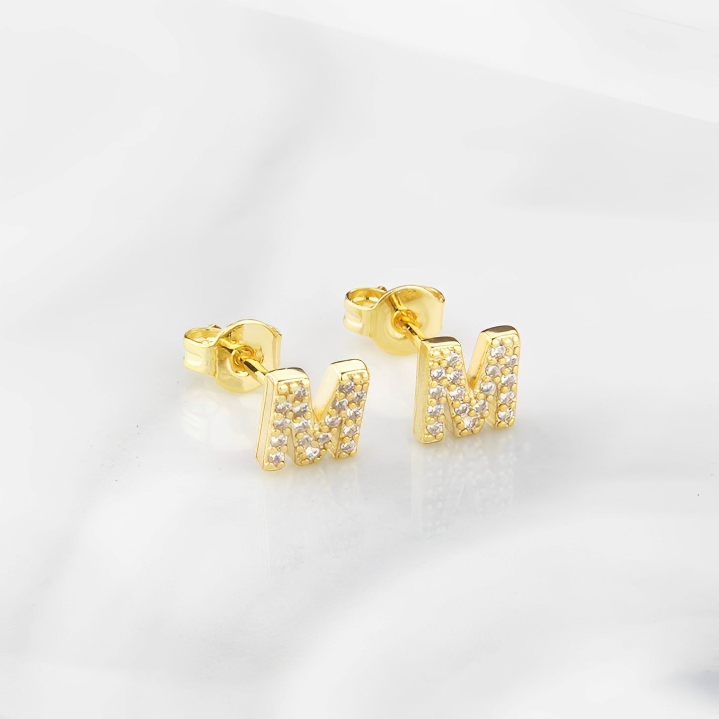 Aiah – Boucles d'Oreilles Lettre de l'Alphabet Anglais