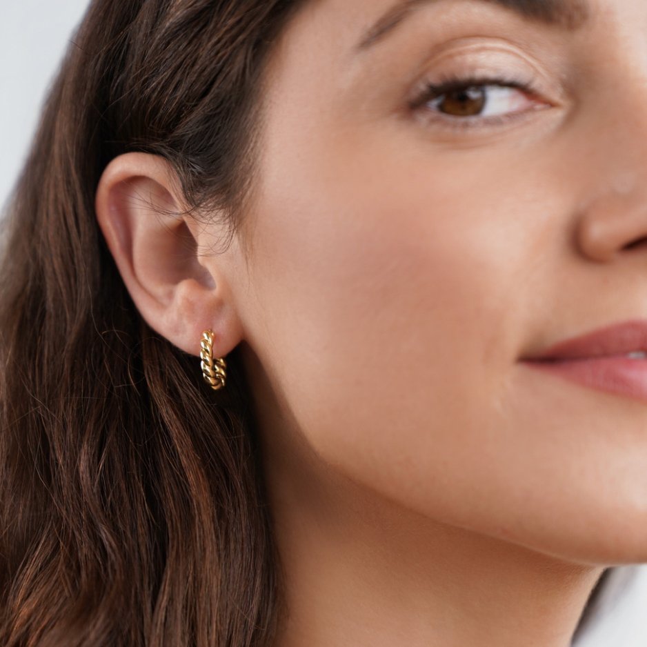 Orhyl – Boucles d’Oreilles Torsadées Dorées