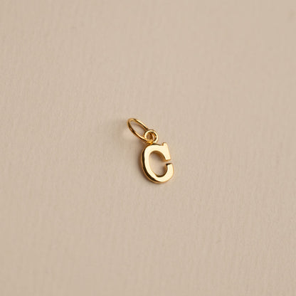 Sabrina - Pendentif Lettre en Or
