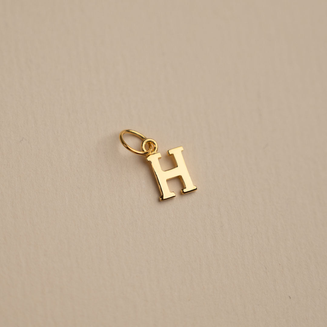 Sabrina - Pendentif Lettre en Or
