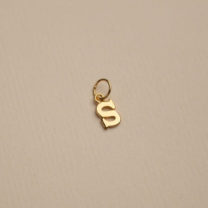 Sabrina - Pendentif Lettre en Or