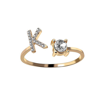 Nyla – Bague Initiale avec Zirconia