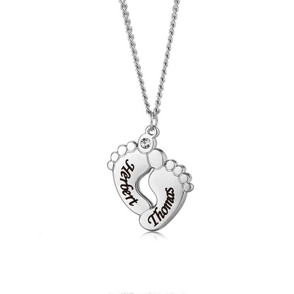 Eileen – Collier Petit Pied avec Gravure et Pierre Zirconia