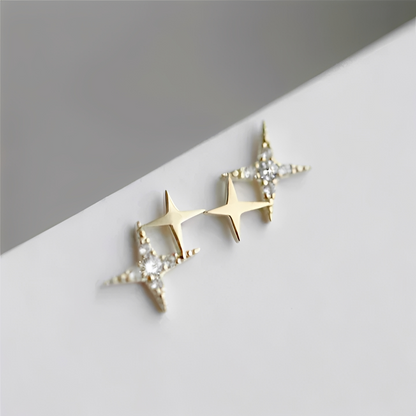 Iya – Boucles d'Oreilles Étoile en Or avec Cubic Zirconia